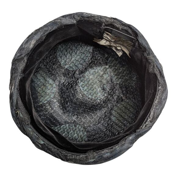 Vtg 1950s Haya Rochel Black Feather Covered Mesh Netting Pillbox Cloche Hat - Picture 5 of 6